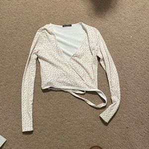 Brandy Melville Wrap Top OS